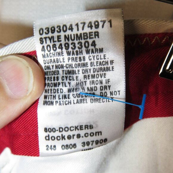 Dockers Iconic Khaki Pants Vintage 2005 Relaxed Fit Beige NEW NWT Mens 42 x 32 - Picture 16 of 16